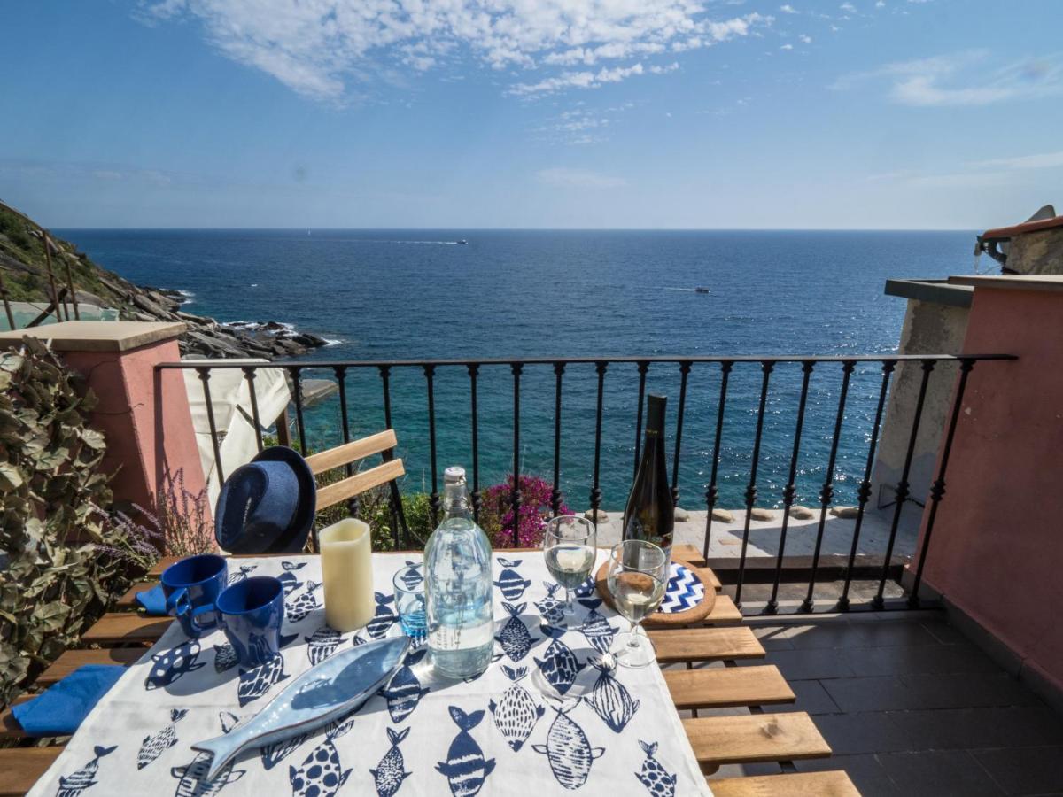 Refilea Sea View Tower Villa Vernazza Eksteriør billede